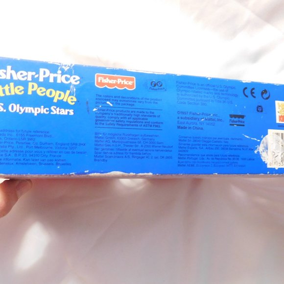 FISHER PRICE LITTLE PEOPLE USA OLYMPIC STARS LIMITED EDITION - Picture 6 of 7